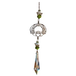 63mm Crystal Pendulum with Claddagh (29BA) 63mm Crystal Pendulum with Claddagh (29BA)